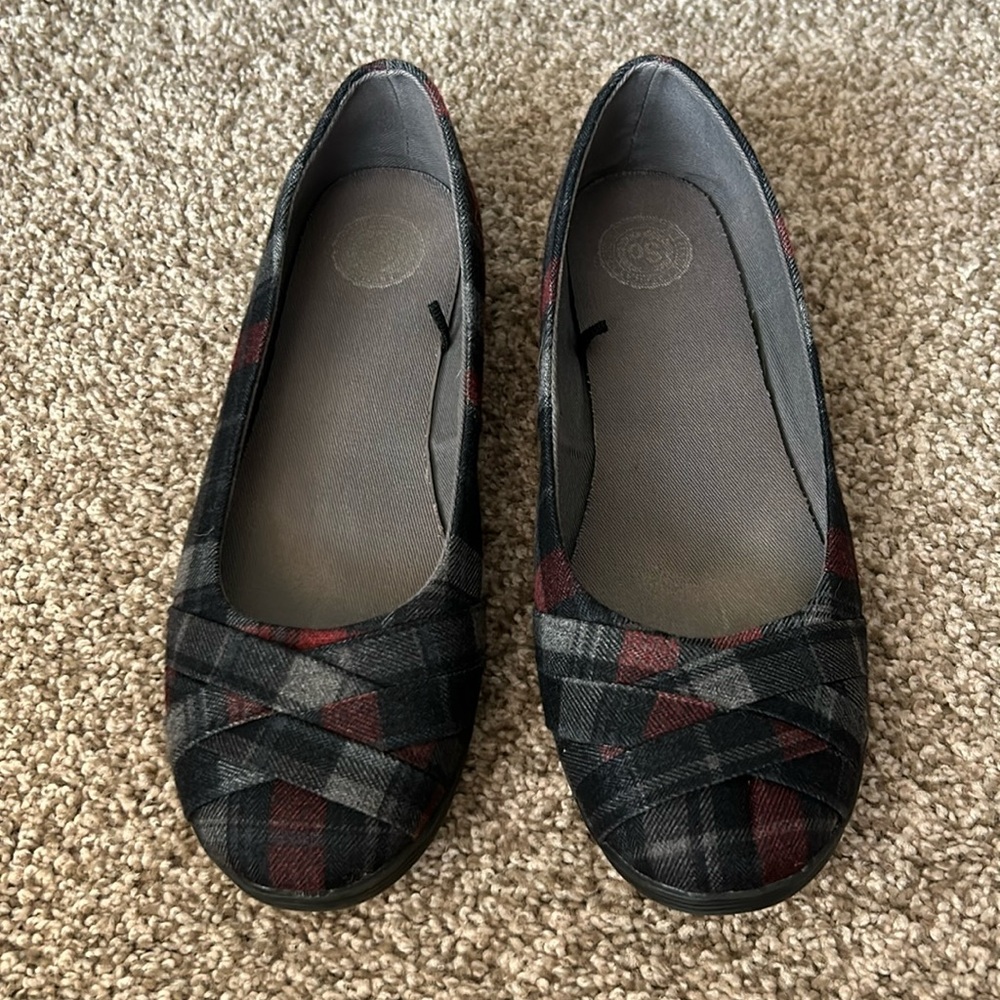 Women’s shoes